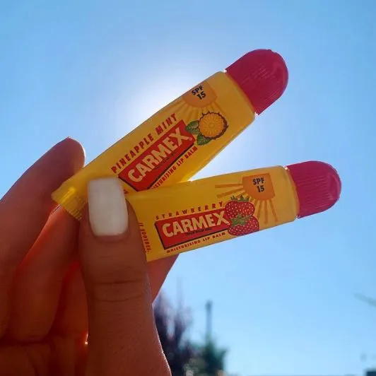 Carmex Strawberry Lip Balm Tube 10g