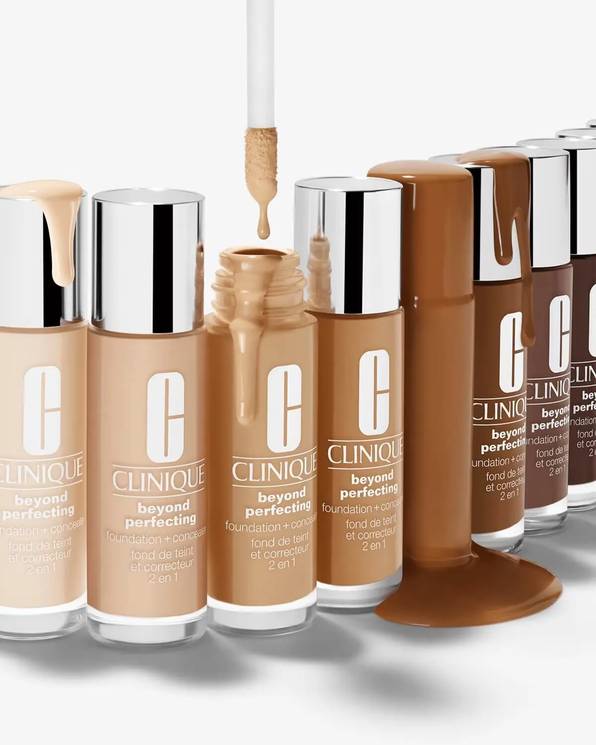 Foundation   concealer Clinique Beyond Perfecting, 30 ml