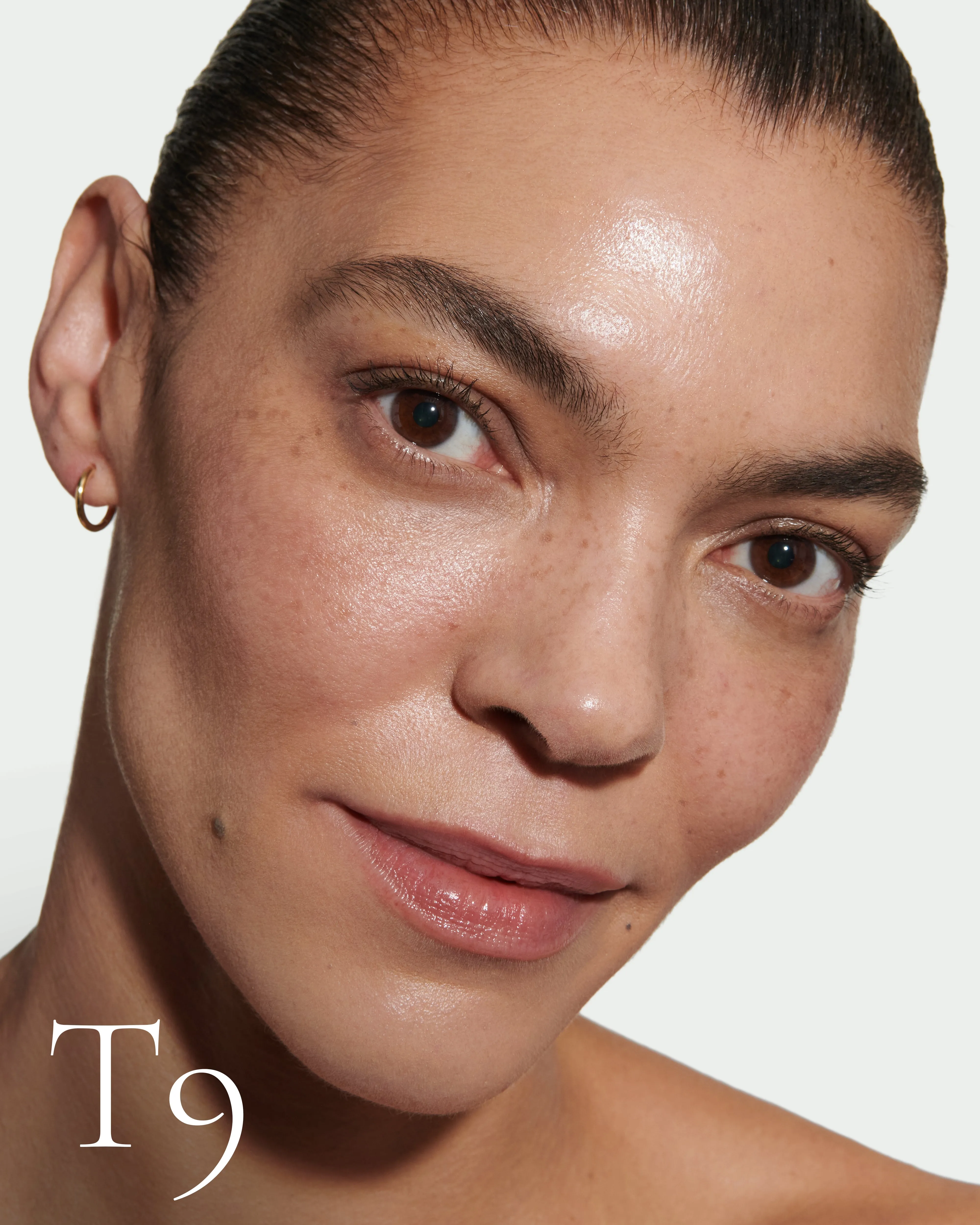 T9 (Seamless Skin Enhancing Tint)