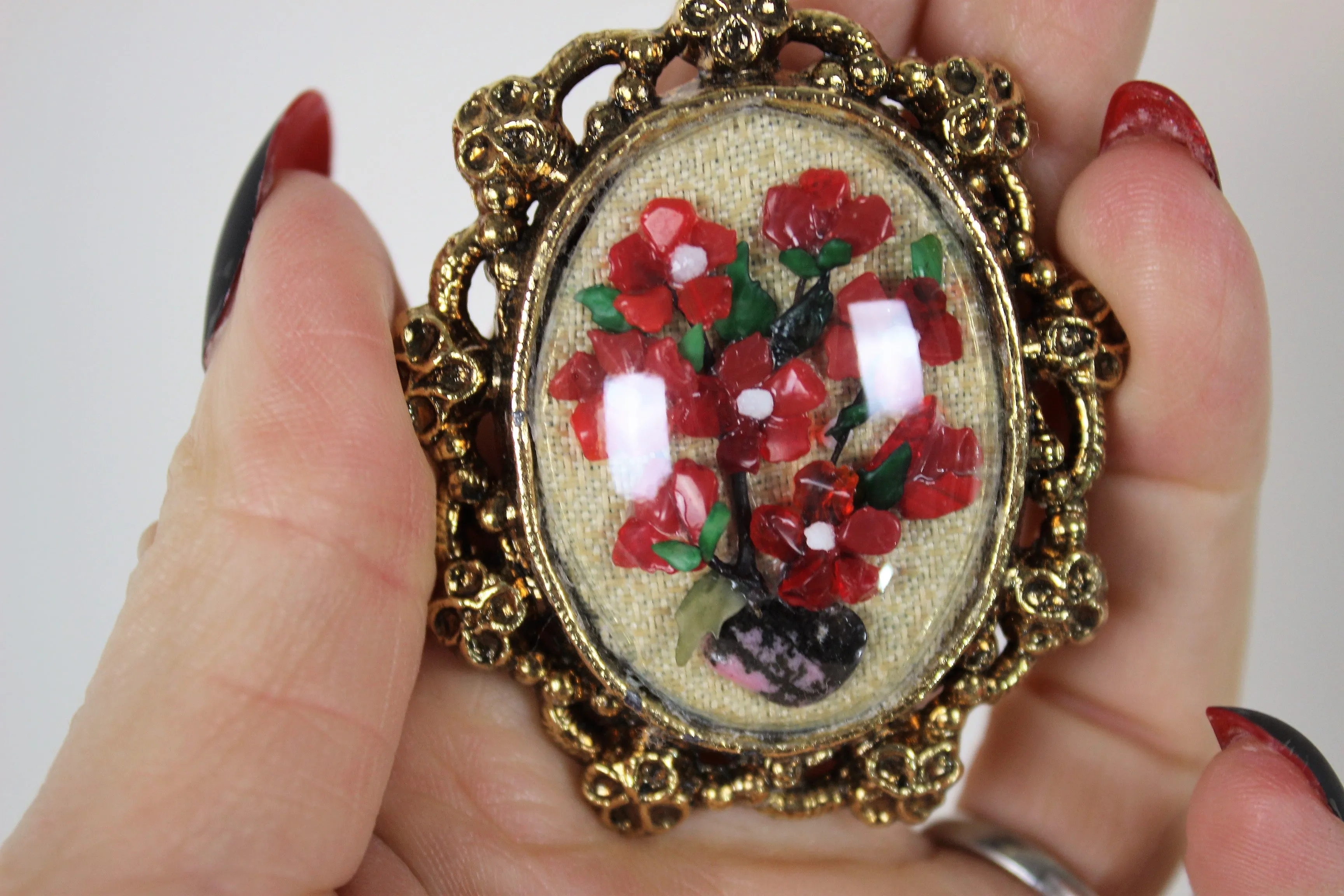 Vintage Antiqued Gold Tone Wreath with Floral Spray Brooch